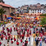 Lanzamiento del Pukllay 2024 – Edición Bicentenario se realizó en la plaza de Andahuaylas con presentaciones de comparsas